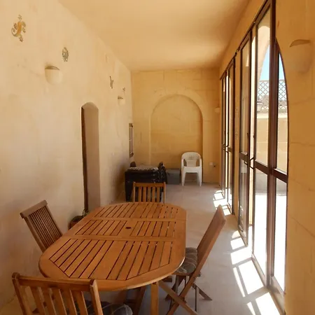 Tas-suplu * سان لاورينْتْسْ