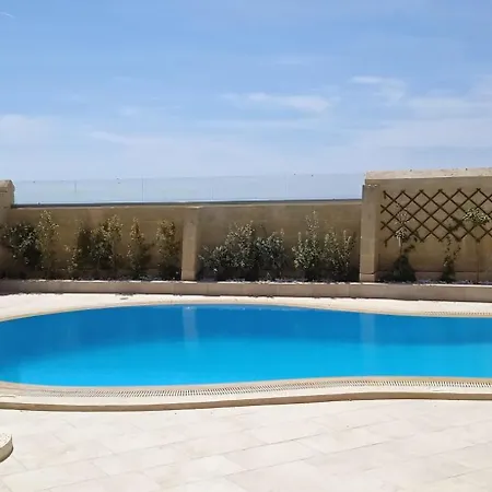 Villa Tas-suplu